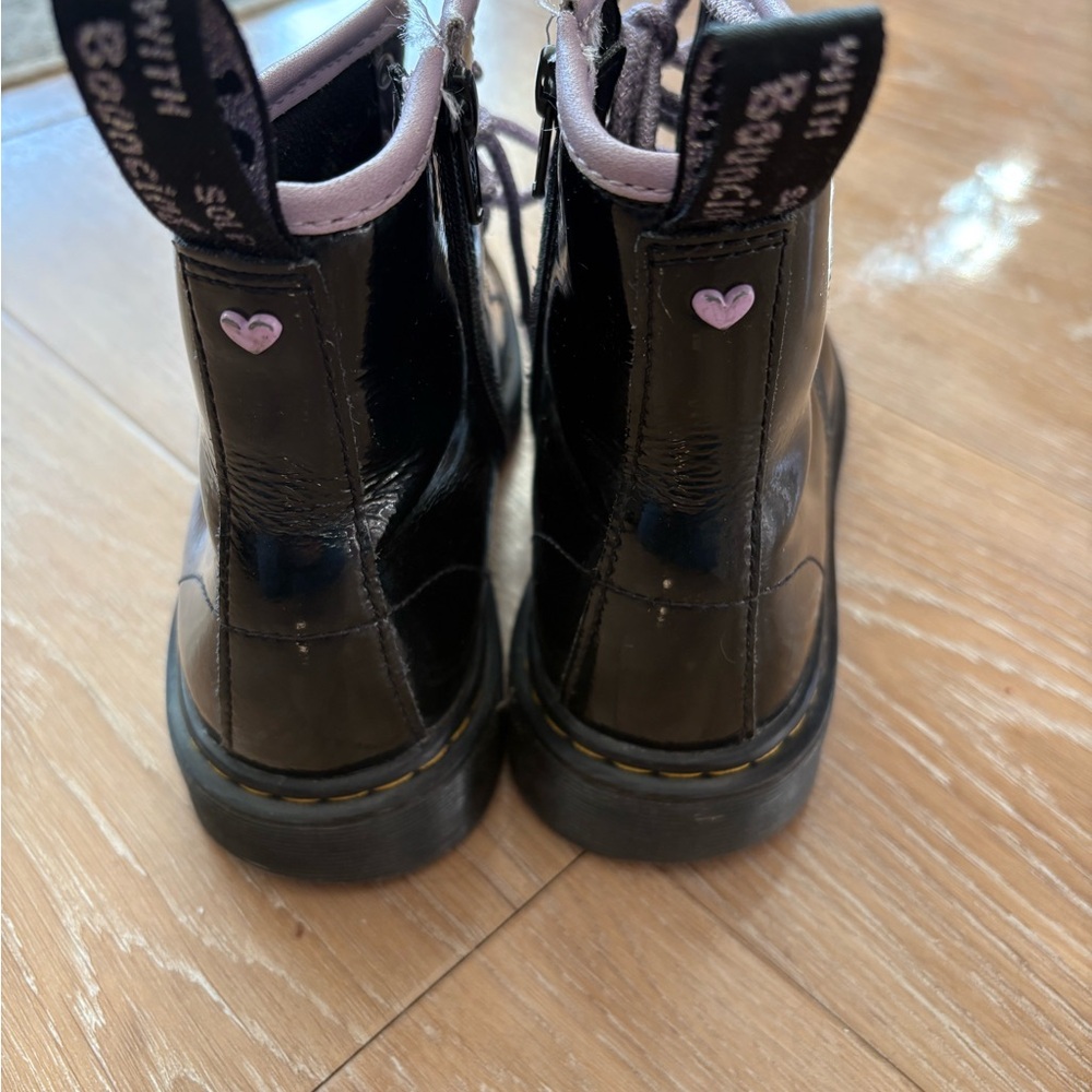 Dr. Martens Kids Combat Boots with Purple Detail Size 4 - Picture 3 of 5